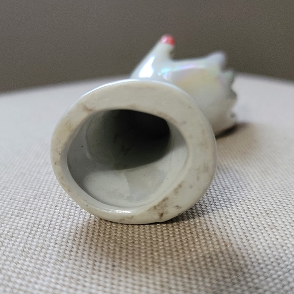 HAND CRAFTED Vintage 1970s Ceramic French Hand Vase w. Painted Nails - Picture 3 of 3